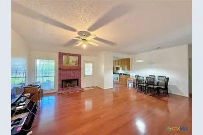316 Cromwell Drive, Victoria, TX 77901 - Photo 3