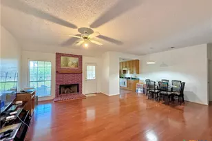 316 Cromwell Dr, Victoria, TX 77901 - Photo 3