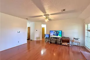 316 Cromwell Dr, Victoria, TX 77901 - Photo 5