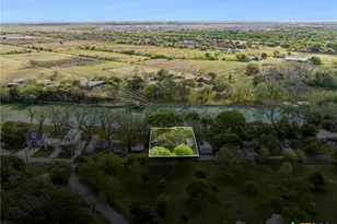 344 Shangrila Ln, New Braunfels, TX 78130 - Photo 5