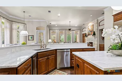 521 Hunters Trophy, New Braunfels, TX 78132 - Photo 17