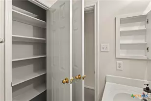 955 River Hill, New Braunfels, TX 78130 - Photo 25