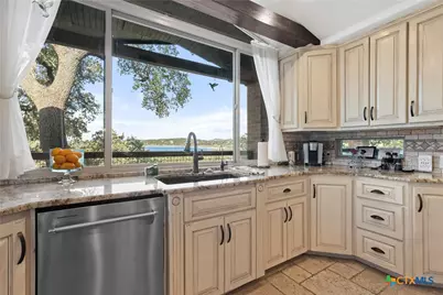 259 Oak Hideaway Drive, Canyon Lake, TX 78133 - Photo 15