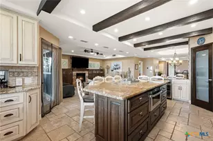 259 Oak Hideaway Dr, Canyon Lake, TX 78133 - Photo 17