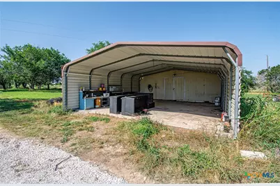 199 Apache Springs Road, Briggs, TX 78608 - Photo 23