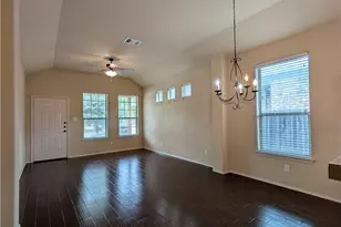 534 Creekside Cir, New Braunfels, TX 78130 - Photo 7