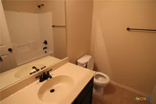 534 Creekside Cir, New Braunfels, TX 78130 - Photo 9