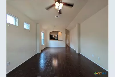 534 Creekside Circle, New Braunfels, TX 78130 - Photo 3