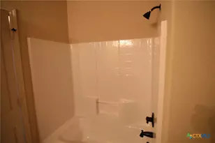 534 Creekside Cir, New Braunfels, TX 78130 - Photo 7