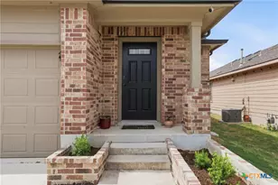175 Lake Gln, San Marcos, TX 78666 - Photo 3