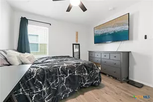 175 Lake Gln, San Marcos, TX 78666 - Photo 13