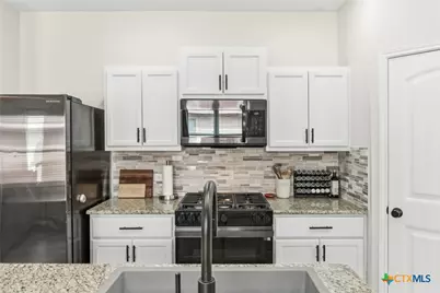 175 Lake Glen, San Marcos, TX 78666 - Photo 9