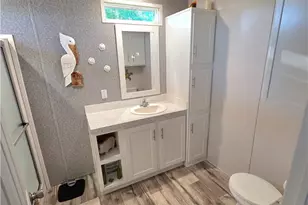 1005 W Houston Ave, Seadrift, TX 77983 - Photo 9