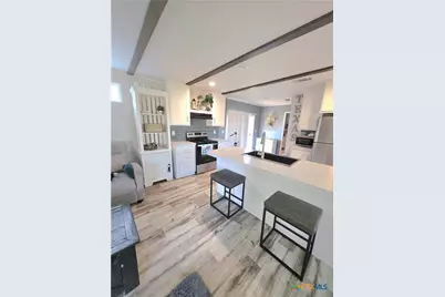 1005 W Houston Avenue, Seadrift, TX 77983 - Photo 11
