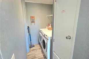 1005 W Houston Ave, Seadrift, TX 77983 - Photo 11