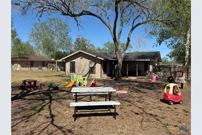 202 Bego Street, Goliad, TX 77963 - Photo 25