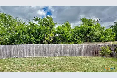1660 W Nolte Farms Road, Seguin, TX 78155 - Photo 15