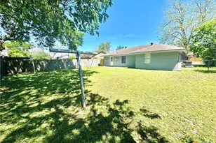 1503 Bexar Ave, Victoria, TX 77901 - Photo 11