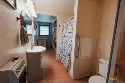 200 Williams Street, Cuero, TX 77954 - Photo 7