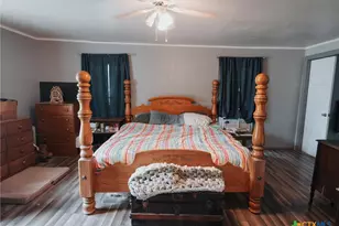 200 Williams St, Cuero, TX 77954 - Photo 17