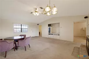 23409 Zac Lentz Pkwy, Victoria, TX 77905 - Photo 17