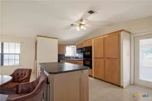 23409 Zac Lentz Pkwy, Victoria, TX 77905 - Photo 19