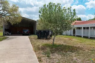 27 Schaefer Rd, Victoria, TX 77905 - Photo 31