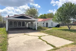 27 Schaefer Rd, Victoria, TX 77905 - Photo 3