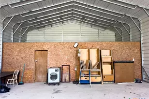 27 Schaefer Rd, Victoria, TX 77905 - Photo 41