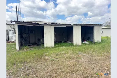 27 Schaefer Road, Victoria, TX 77905 - Photo 43