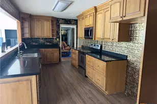 27 Schaefer Rd, Victoria, TX 77905 - Photo 17