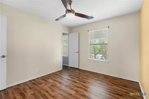 300 Rustic Tr, Cibolo, TX 78108 - Photo 21