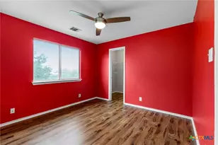 300 Rustic Tr, Cibolo, TX 78108 - Photo 11