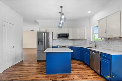 300 Rustic Trail, Cibolo, TX 78108 - Photo 9