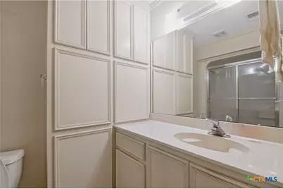 23409 Zac Lentz Parkway, Victoria, TX 77905 - Photo 35