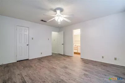 1078 Stone Trail, New Braunfels, TX 78130 - Photo 21