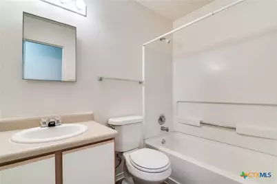 1078 Stone Trail, New Braunfels, TX 78130 - Photo 19