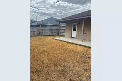 1031 Helen Drive #B, New Braunfels, TX 78130 - Photo 17