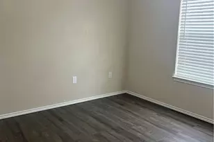 1031 Helen Dr, New Braunfels, TX 78130 - Photo 3