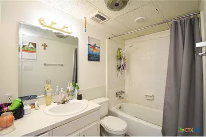 1805 Rosemary Avenue, Victoria, TX 77901 - Photo 23