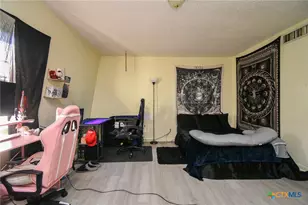 1805 Rosemary Ave, Victoria, TX 77901 - Photo 11