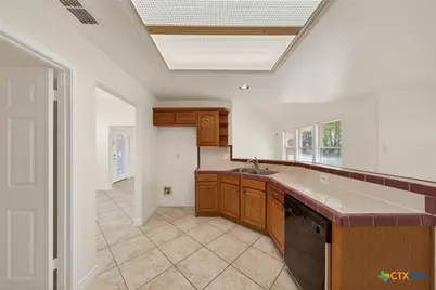 7446 Oak Marsh Street, Live Oak, TX 78233 - Photo 13