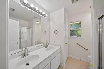 7446 Oak Marsh Street, Live Oak, TX 78233 - Photo 25