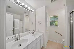 7446 Oak Marsh St, Live Oak, TX 78233 - Photo 25