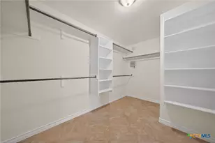 7446 Oak Marsh St, Live Oak, TX 78233 - Photo 23