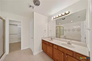 7446 Oak Marsh St, Live Oak, TX 78233 - Photo 21