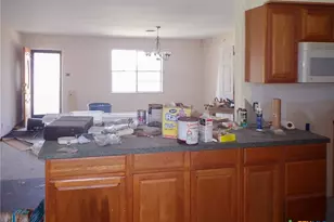 109 Sun Valley Dr, Victoria, TX 77904 - Photo 5