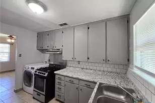 212 E Valley Rd, Harker Heights, TX 76548 - Photo 19