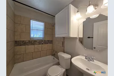 212 E Valley Road, Harker Heights, TX 76548 - Photo 3