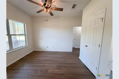 8710 Surrey Court, Temple, TX 76502 - Photo 11